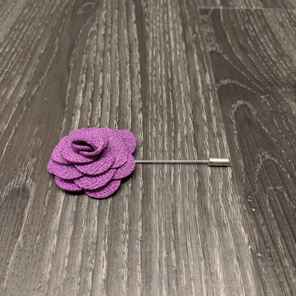 📍3/$25📍Lapel Pin